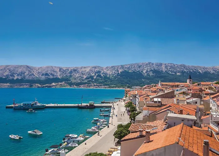 아파트 1 Bedroom Beautiful In 바슈카