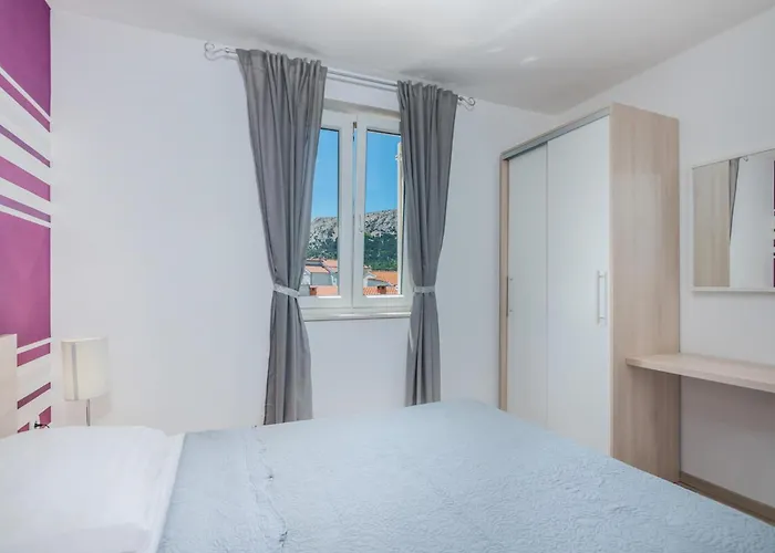 1 Bedroom Beautiful In 巴斯卡